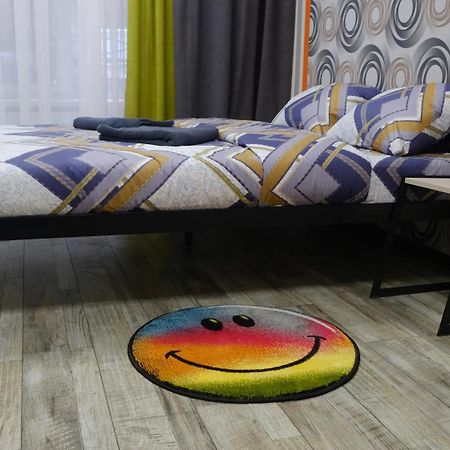 Uneed Rooms M1 Kiev Luaran gambar