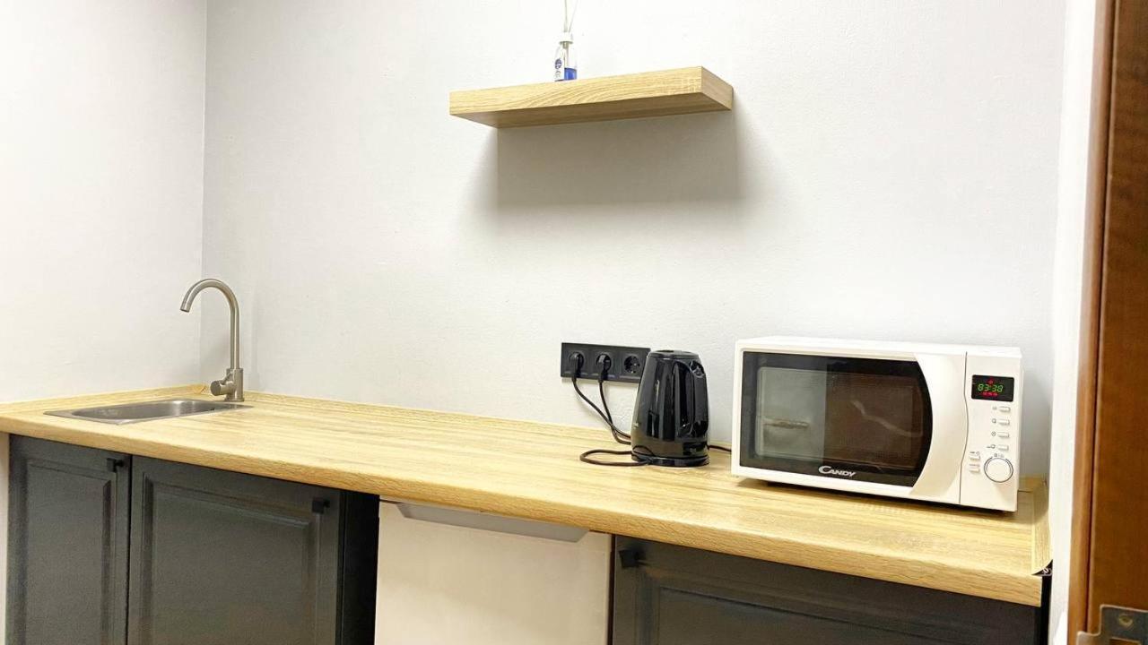 Uneed Rooms M1 Kiev Luaran gambar